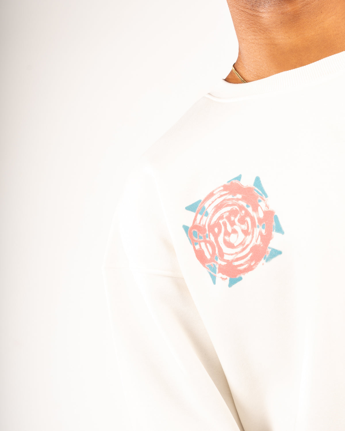 SPIRALVERSE OFF-WHITE CREWNECK