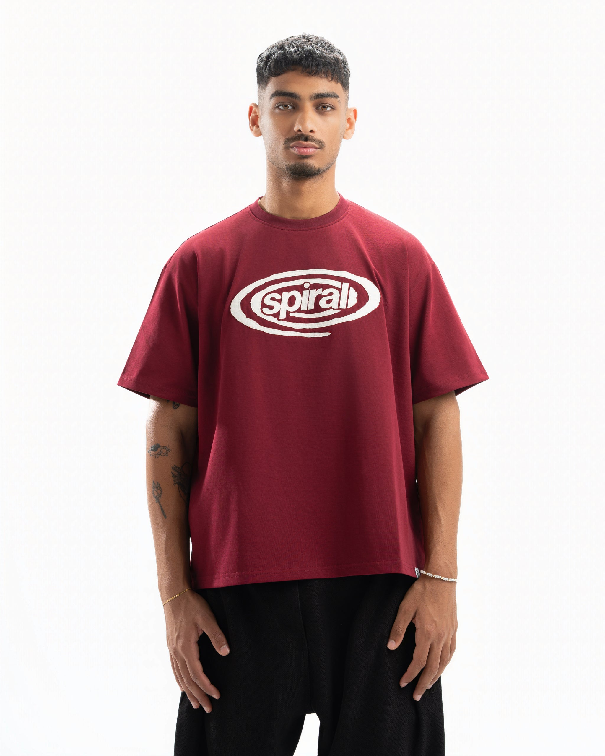 Spiral Essential T-Shirt in Burgundy