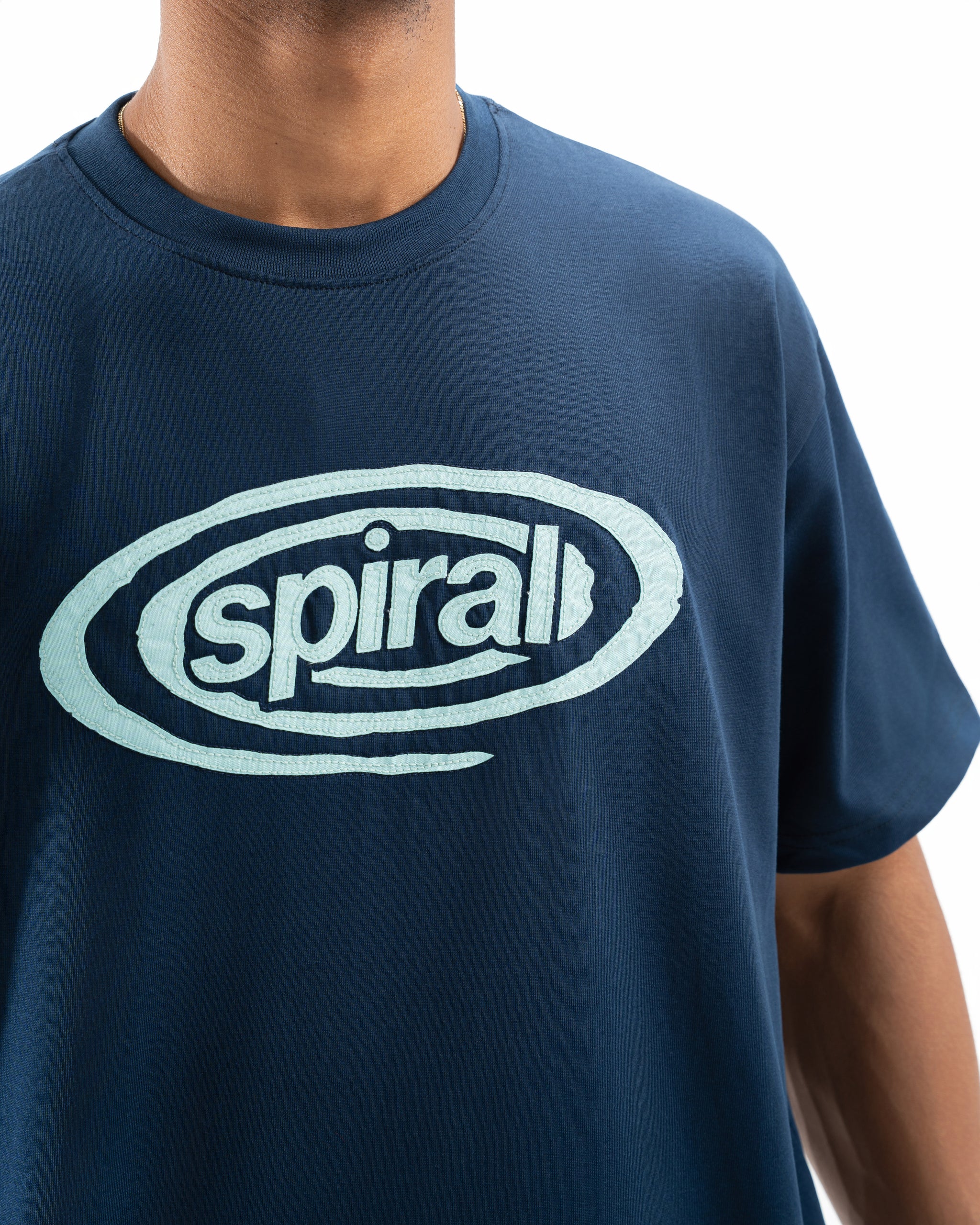 Spiral Essential T-Shirt in Navy