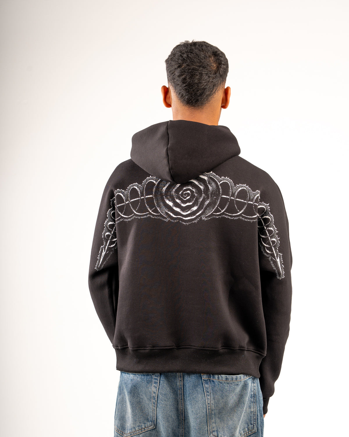 THORN BLACK HOODIE