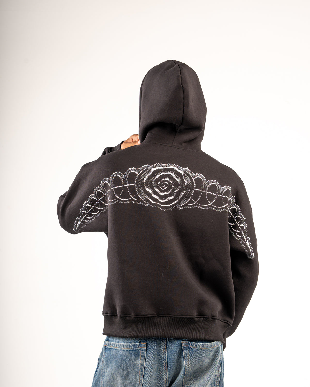 THORN BLACK HOODIE