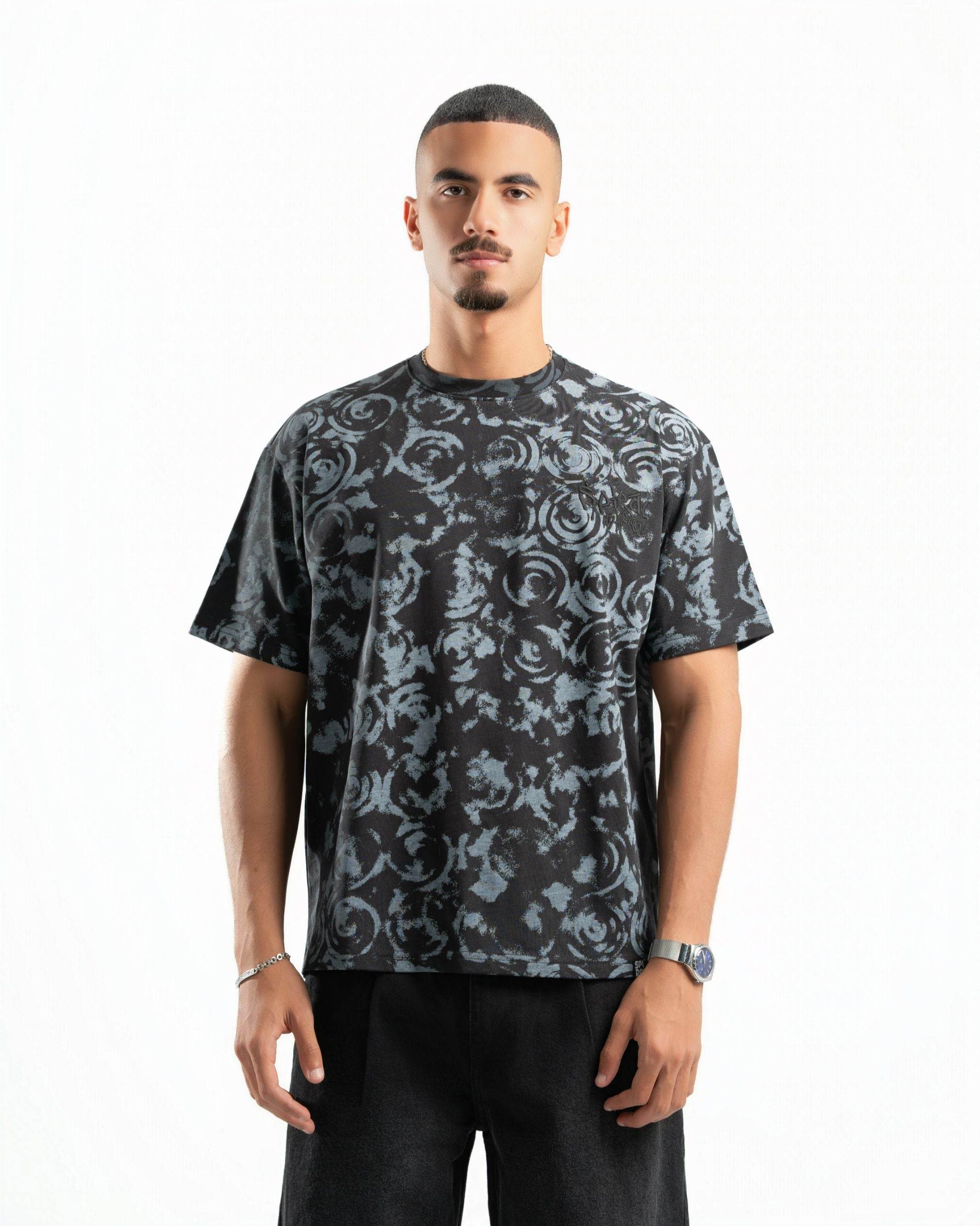 Full Cover Spiral Tee In Black
