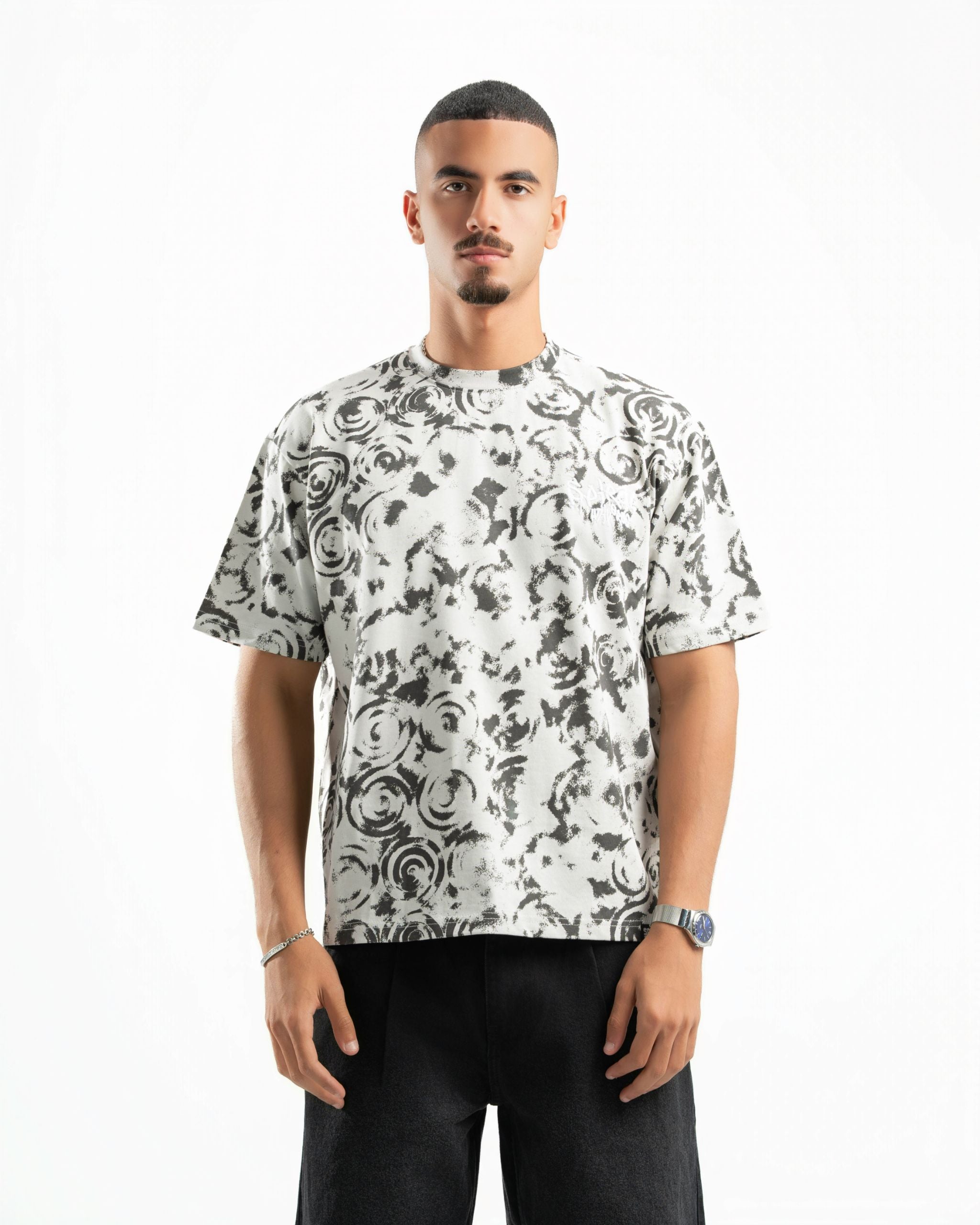 Full Cover Spiral Tee In White