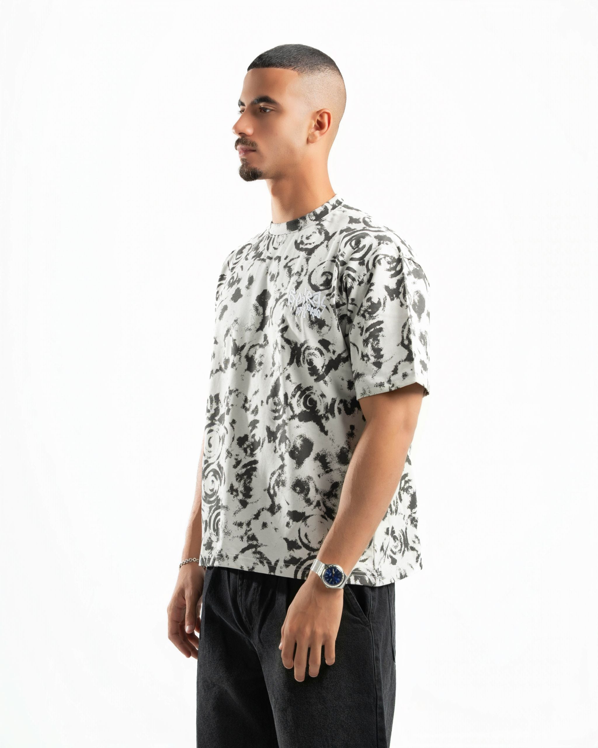Full Cover Spiral Tee In White