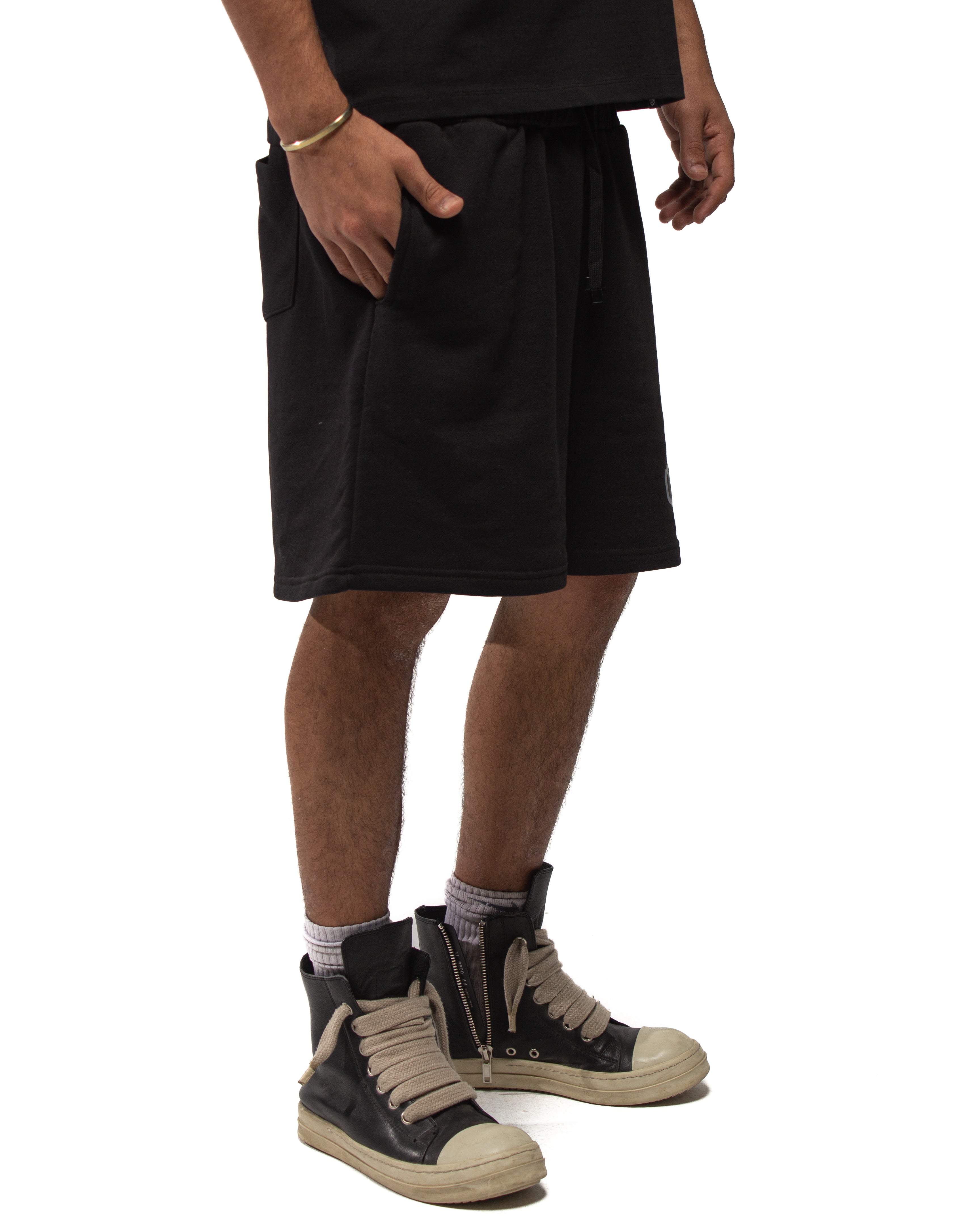 NWO Short In Black