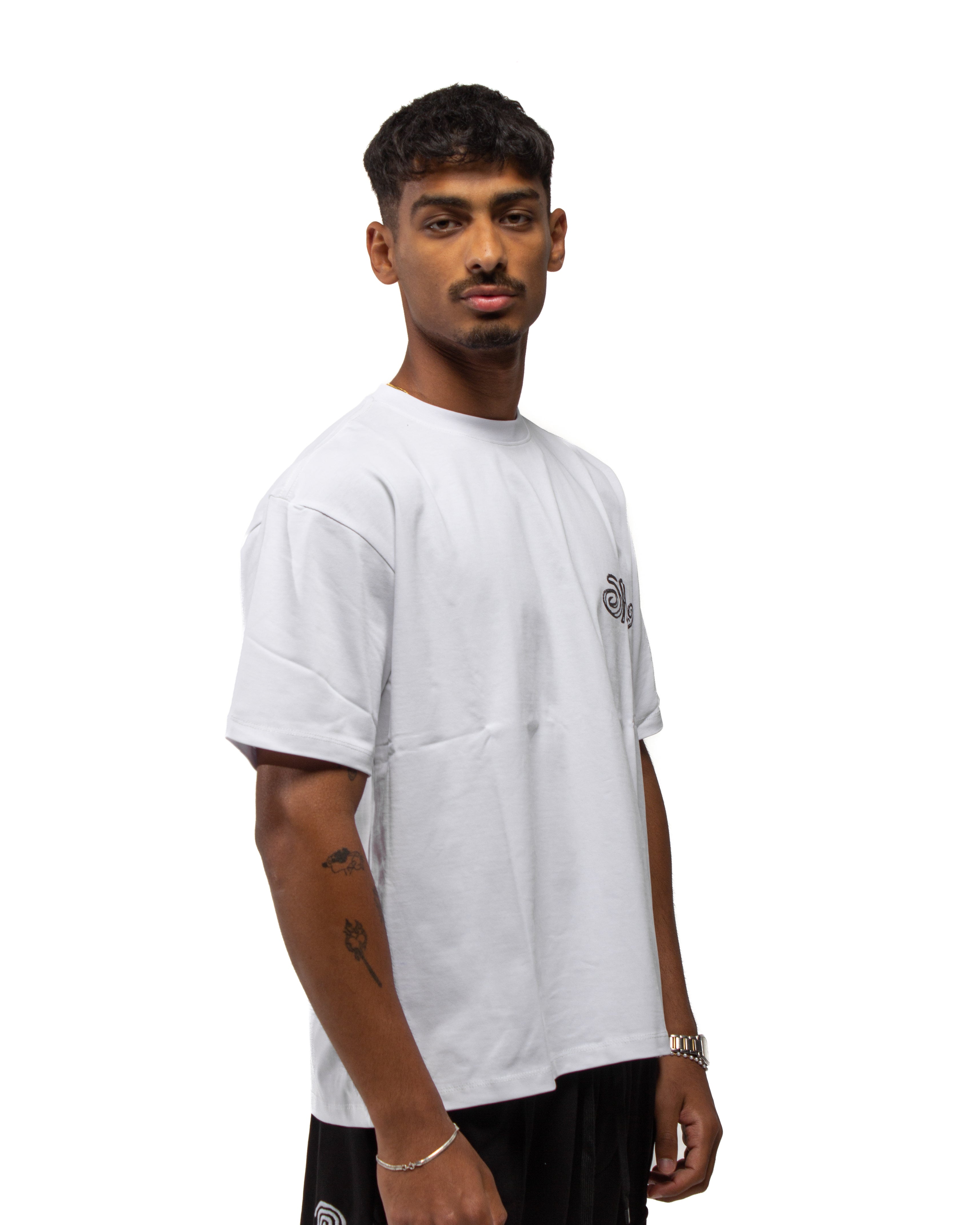 Globe Tee In White