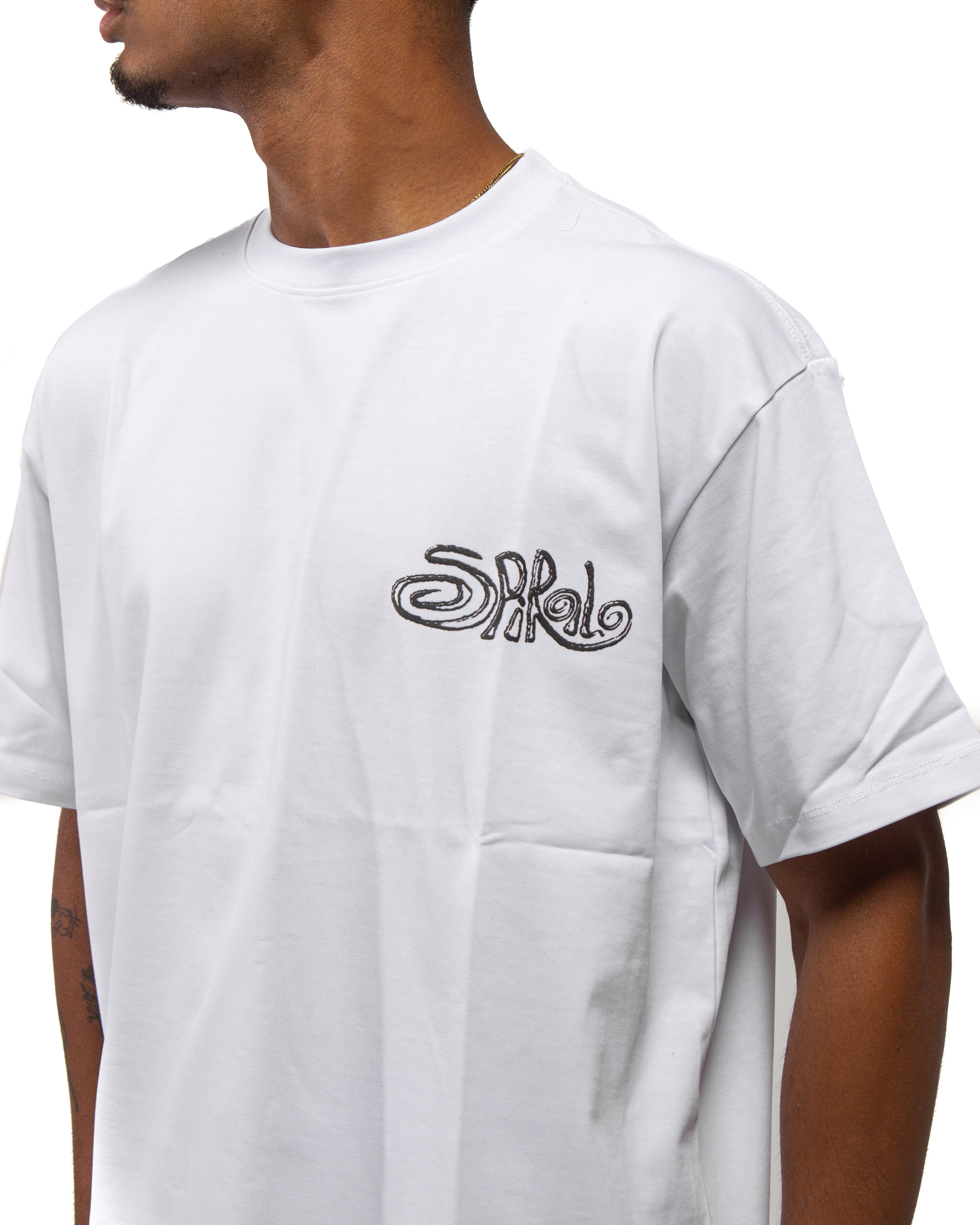 Globe Tee In White